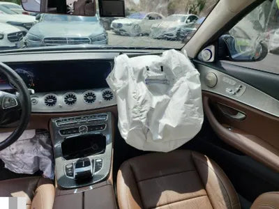 2017 Mercedes-Benz E 300 VIN: