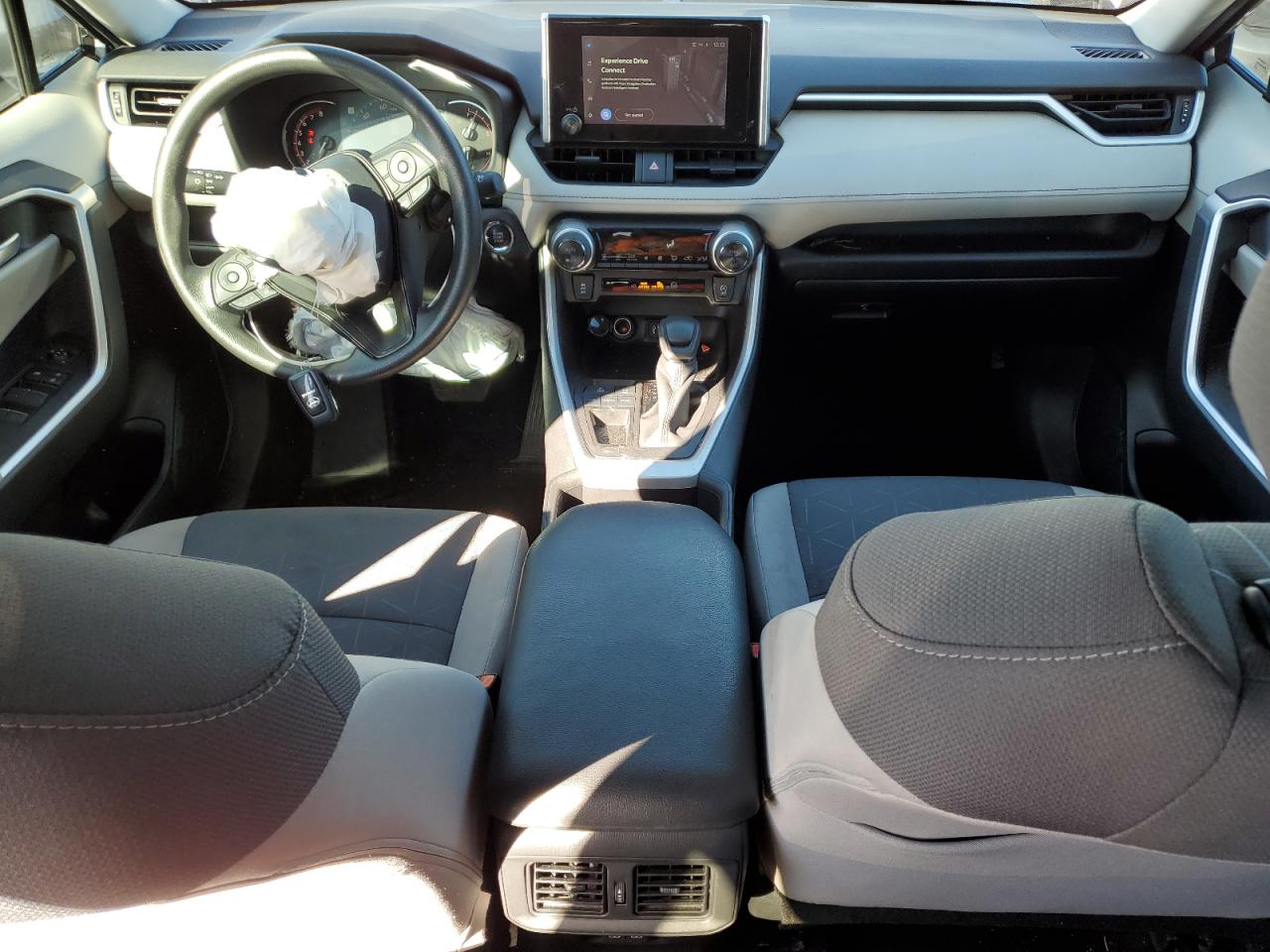 2023 TOYOTA RAV4 XLE VIN:2T3W1RFV5PC237072