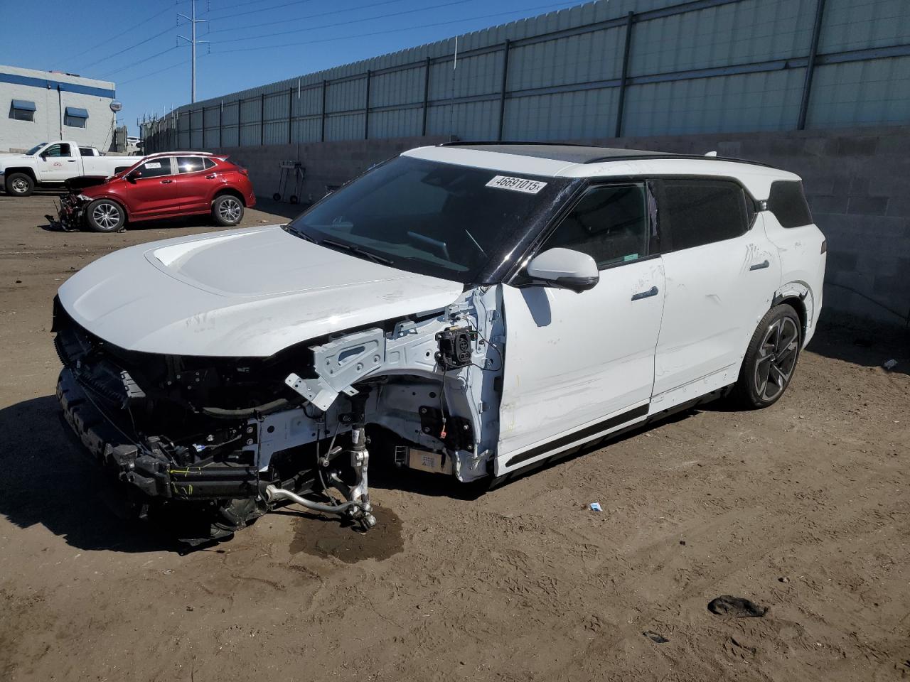 2024 VINFAST TRADING AND PRODUCTION LLC VF 9 PLUS VIN:RLLV2CJA8RH001233