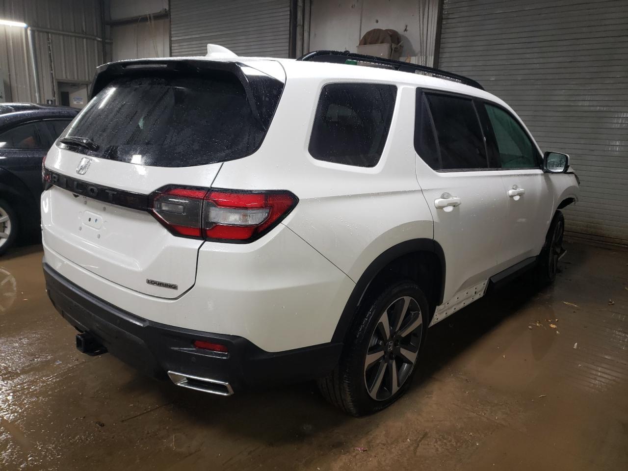 2024 HONDA PILOT TOURING VIN:5FNYG1H70RB008992