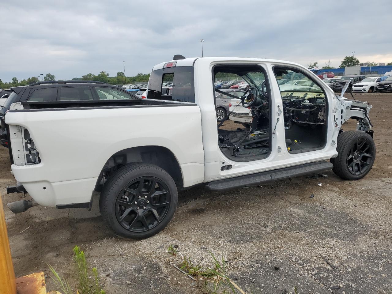 2024 RAM 1500 LARAMIE VIN:1C6SRFJT0RN131446