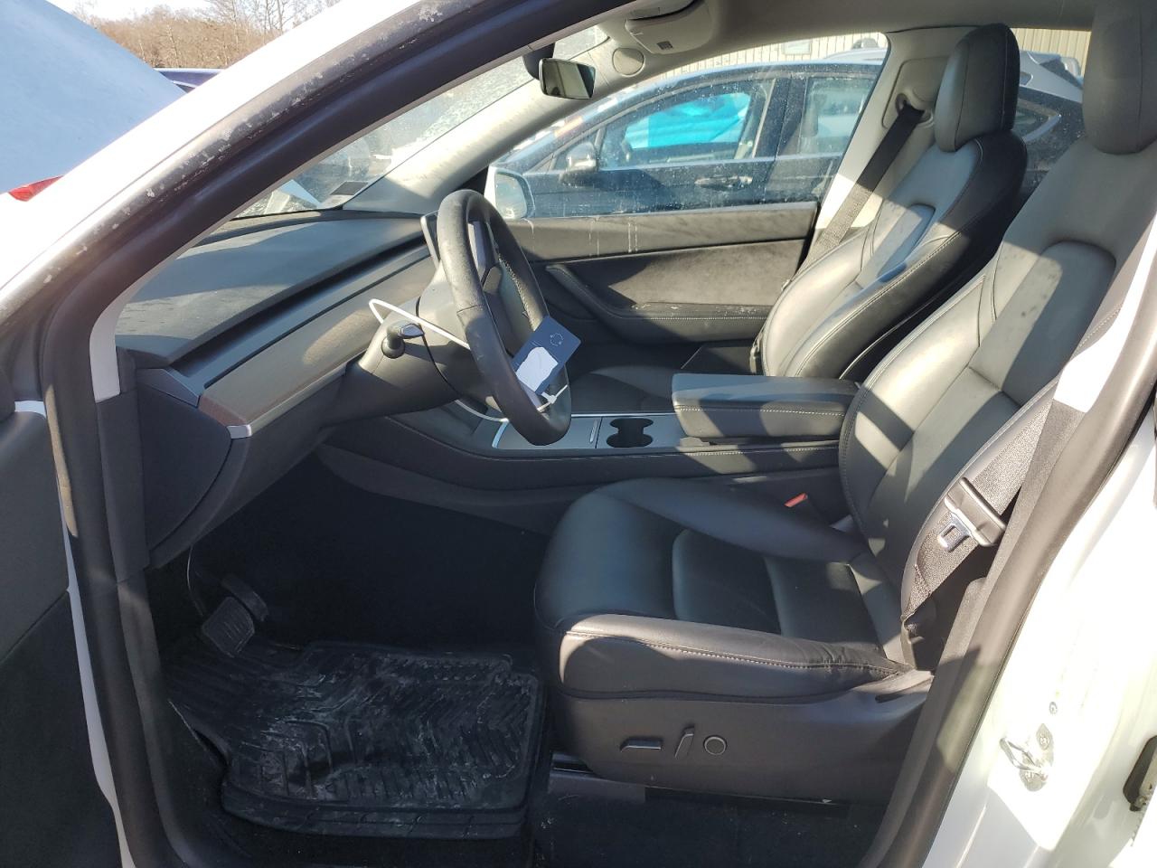 2022 TESLA MODEL Y  VIN:7SAYGDEE7NF307980