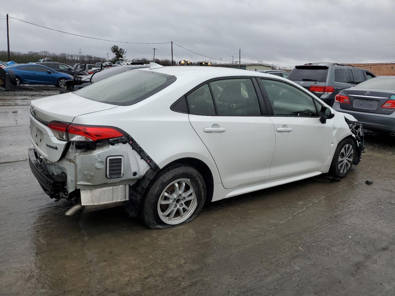 2022 TOYOTA COROLLA LE VIN:JTDEAMDE0NJ041035