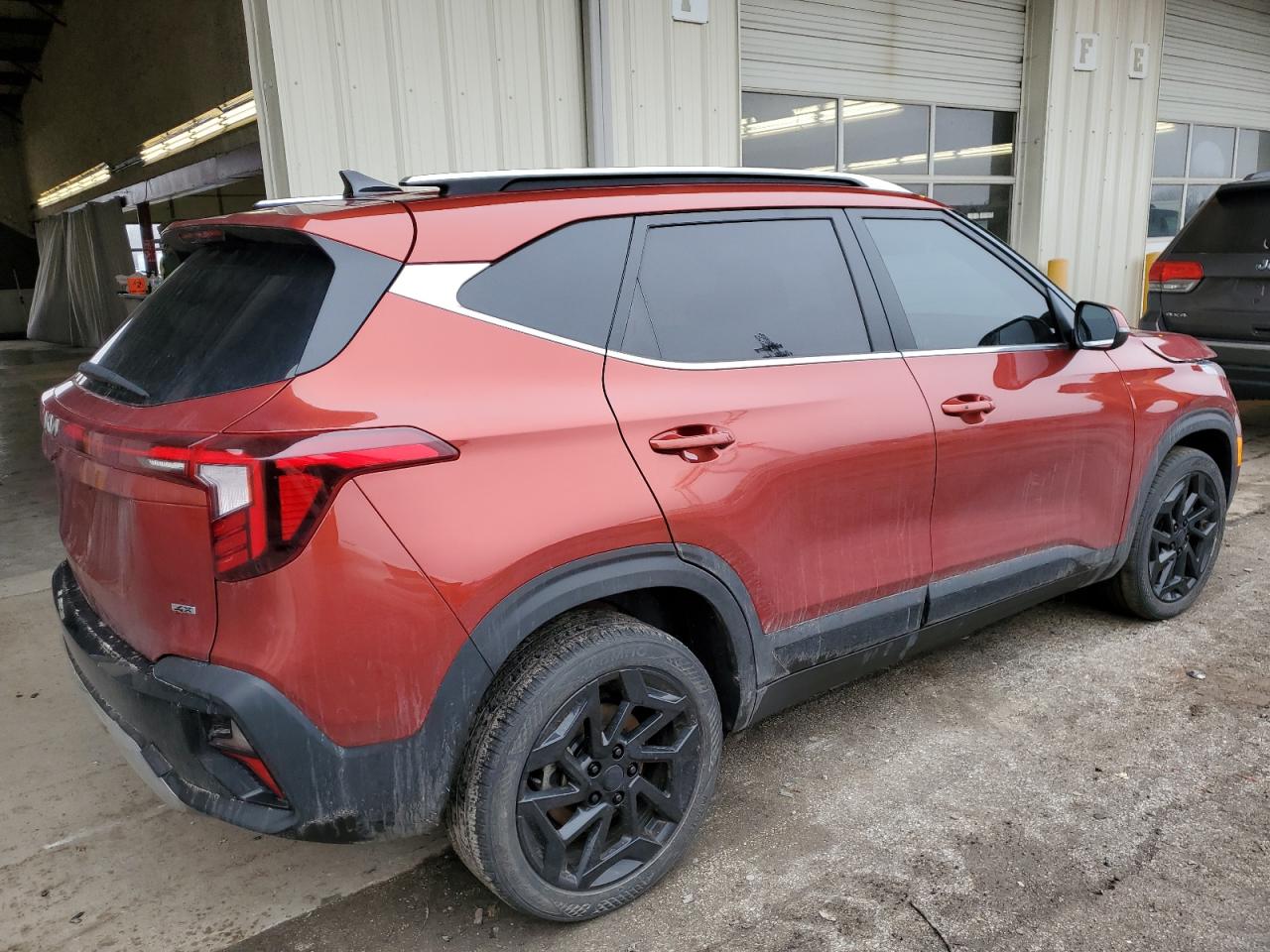 2024 KIA SELTOS SX VIN:KNDETCA79R7494891