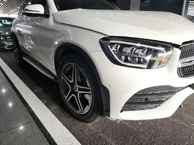 2022 Mercedes-Benz GLC 300 VIN: