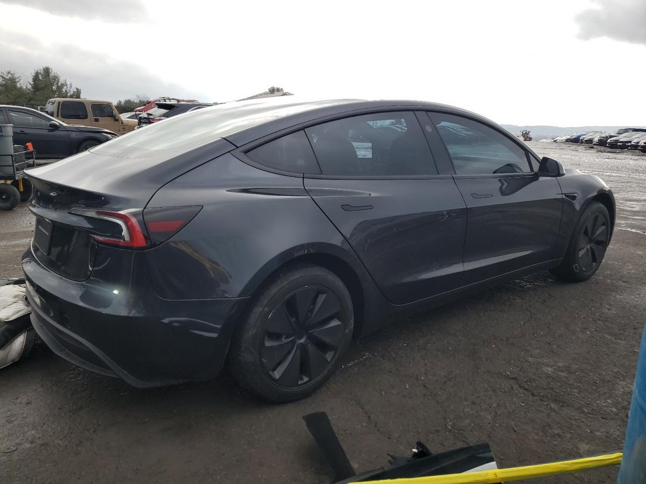 2024 TESLA MODEL 3  VIN:5YJ3E1EA7RF721243