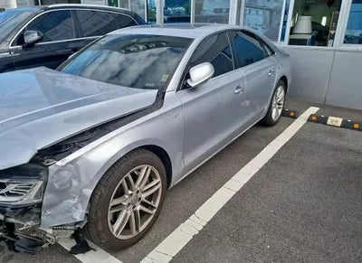 2015 Audi A8 WAUZZZ4HXFN037468 VIN:WAUZZZ4HXFN037468