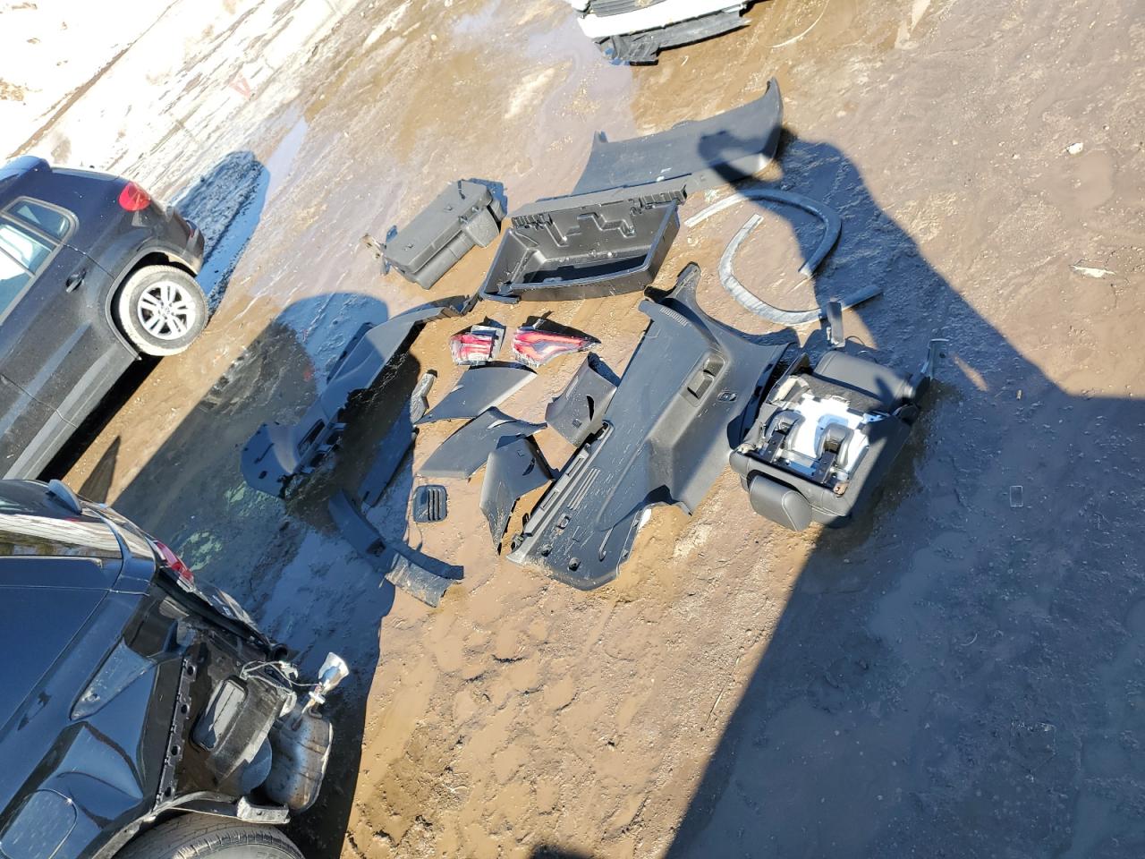 2023 CHEVROLET TRAVERSE LT VIN:1GNEVHKW4PJ319369