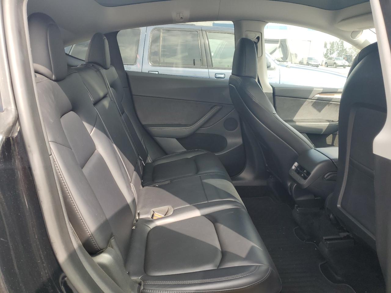 2023 TESLA MODEL Y  VIN:7SAYGAEE1PF698125