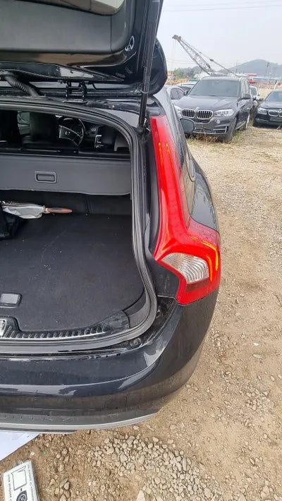 2016 Volvo V60 YV1FZA8BDG1017841 VIN:YV1FZA8BDG1017841