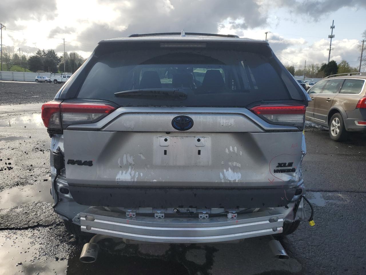 2024 TOYOTA RAV4 XLE VIN:2T3RWRFV5RW233152