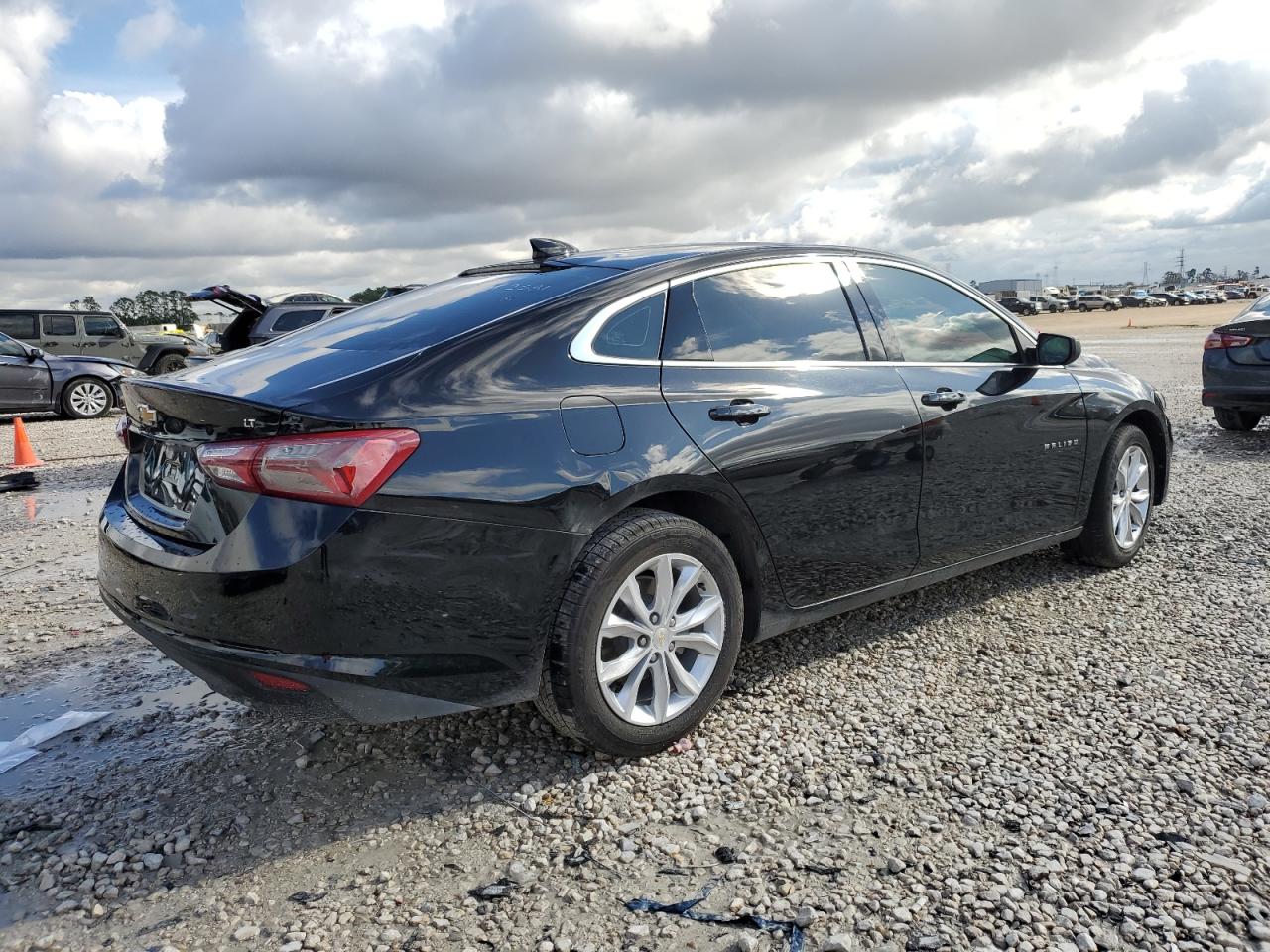 2022 CHEVROLET MALIBU LT VIN:1G1ZD5ST0NF139025