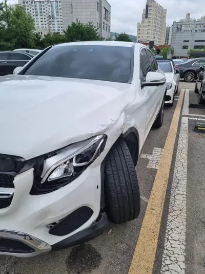 2019 Mercedes-Benz GLC 300 WDC0J4KB2KF528068 VIN:WDC0J4KB2KF528068