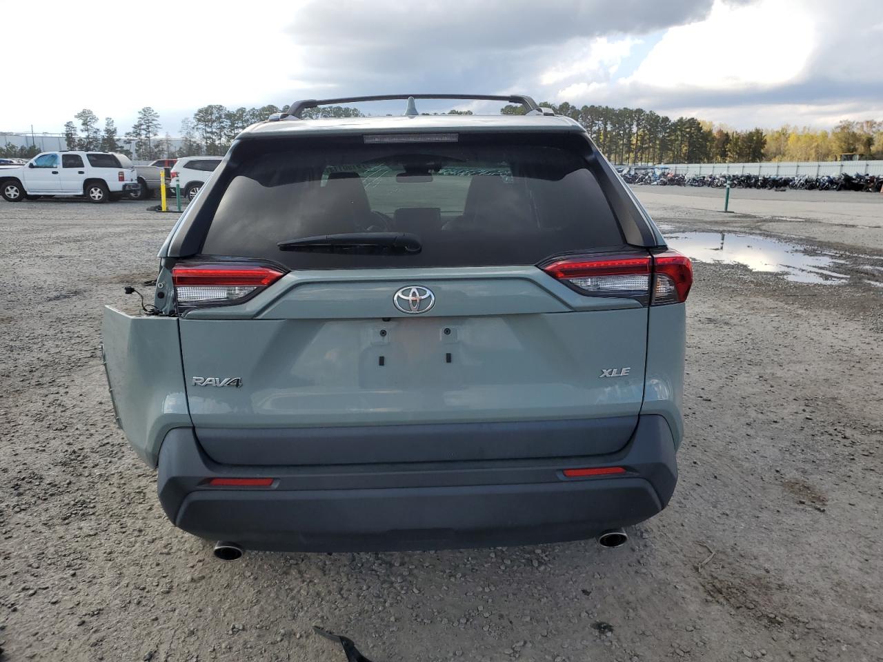 2022 TOYOTA RAV4 XLE PREMIUM VIN:2T3C1RFV7NW193168