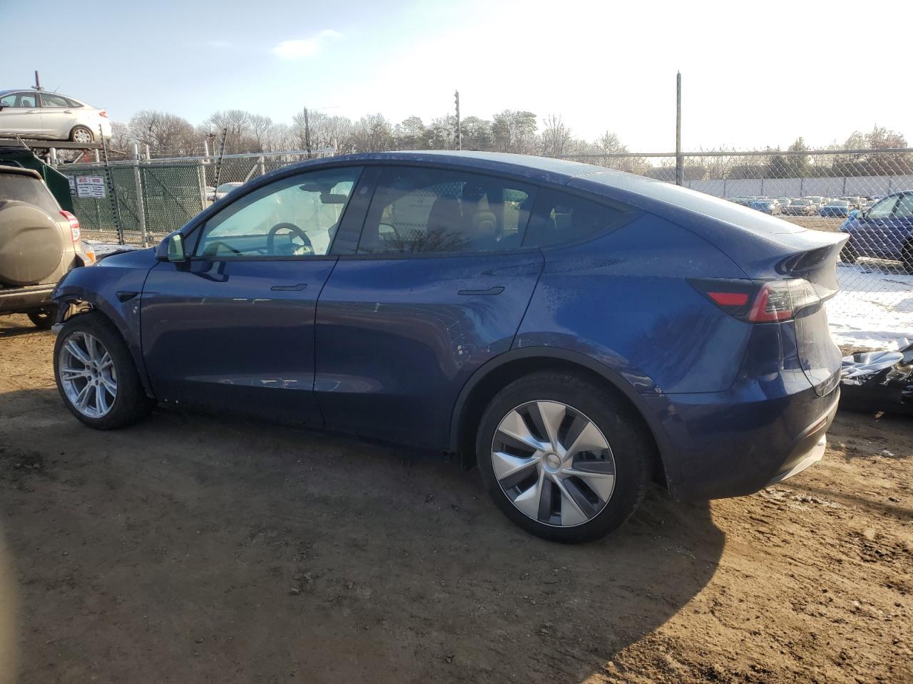 2024 TESLA MODEL Y  VIN:7SAYGAEE4RF077822