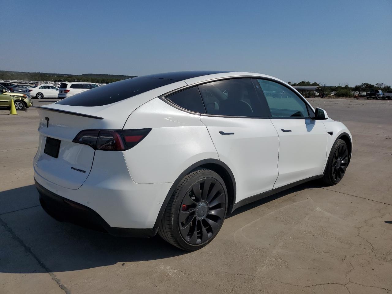 2022 TESLA MODEL Y  VIN:7SAYGDEF4NF468604