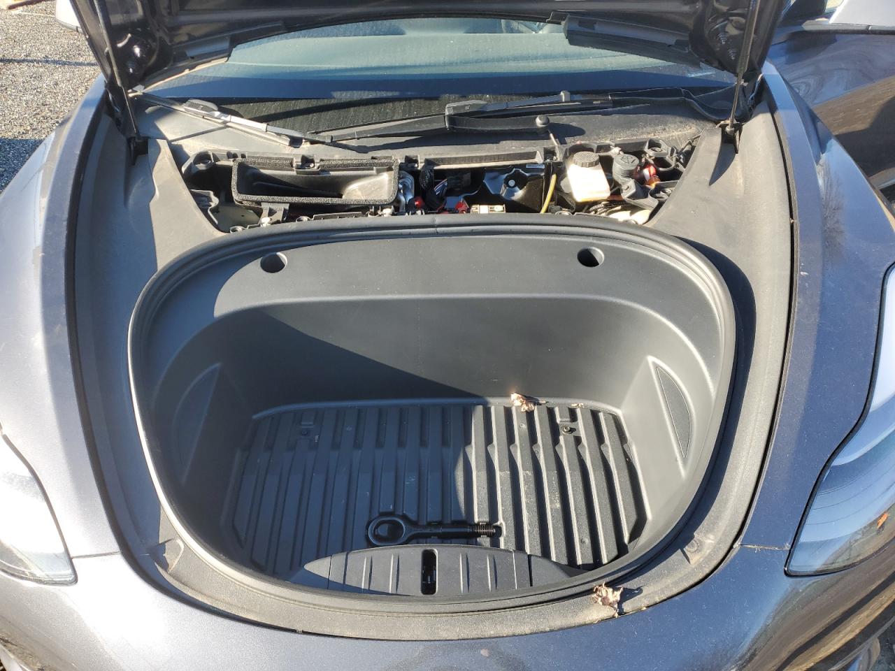 2023 TESLA MODEL 3  VIN:5YJ3E1EB3PF611652