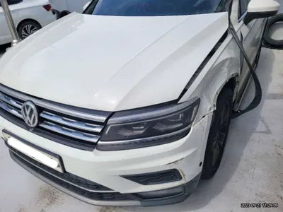 2018 Volkswagen Tiguan WVGZZZ5NZJW951403 VIN:WVGZZZ5NZJW951403
