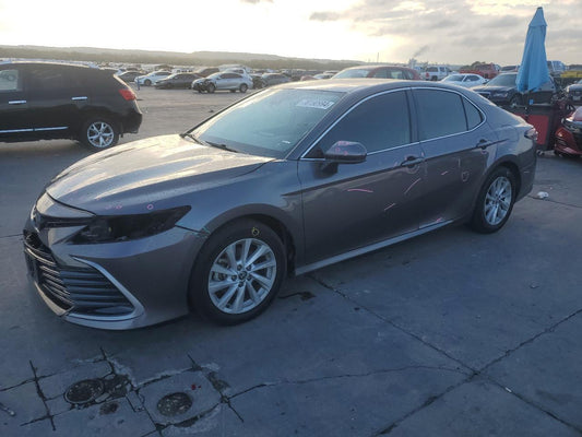 2022 TOYOTA CAMRY LE VIN:4T1C11AKXNU672532