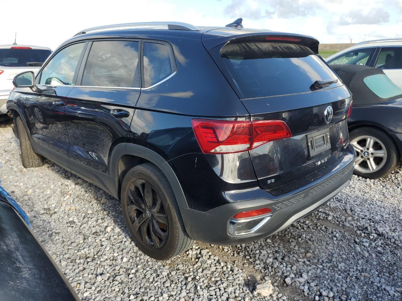 2022 VOLKSWAGEN TAOS SE VIN:3VVWX7B21NM069153