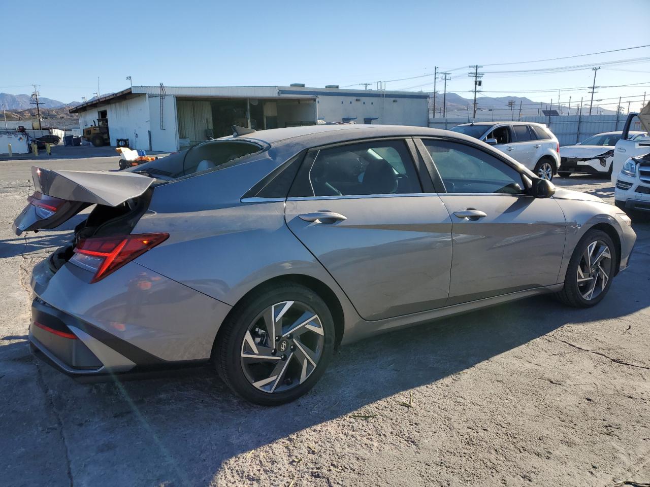 2024 HYUNDAI ELANTRA LIMITED VIN:KMHLN4DJ1RU095338