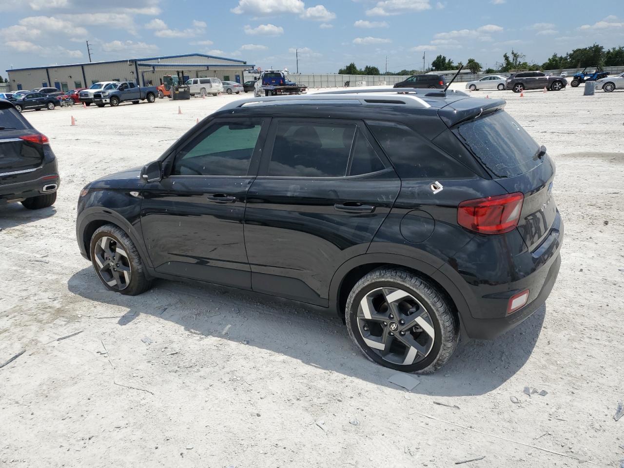 2023 HYUNDAI VENUE SEL VIN:KMHRC8A32PU253793