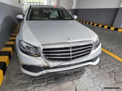 2016 Mercedes-Benz E 220 WDDZF0EB8HA051936 VIN:WDDZF0EB8HA051936