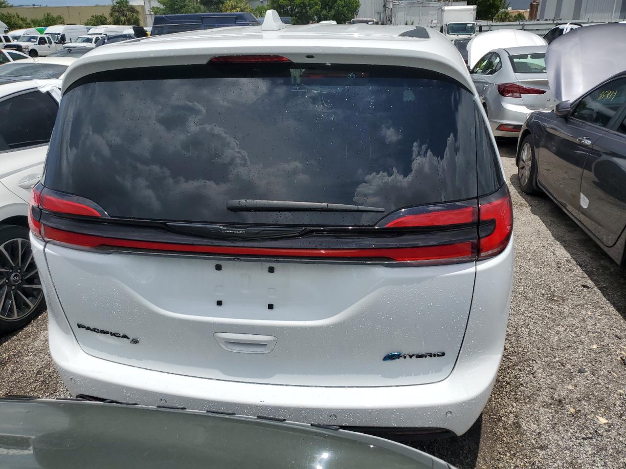 2022 CHRYSLER PACIFICA HYBRID LIMITED VIN:2C4RC1S75NR231794