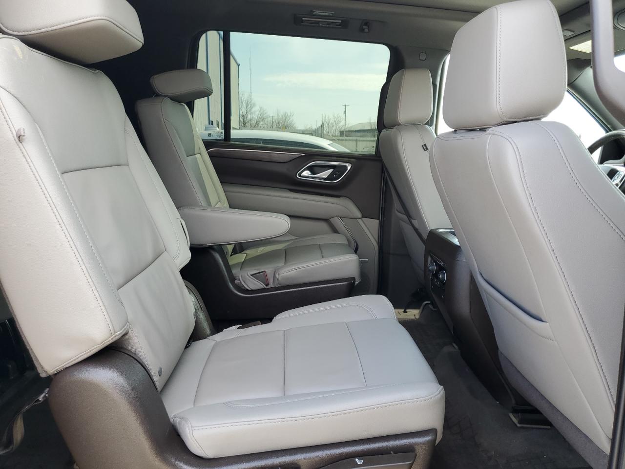 2022 CHEVROLET SUBURBAN K1500 Z71 VIN:1GNSKDKL3NR304015