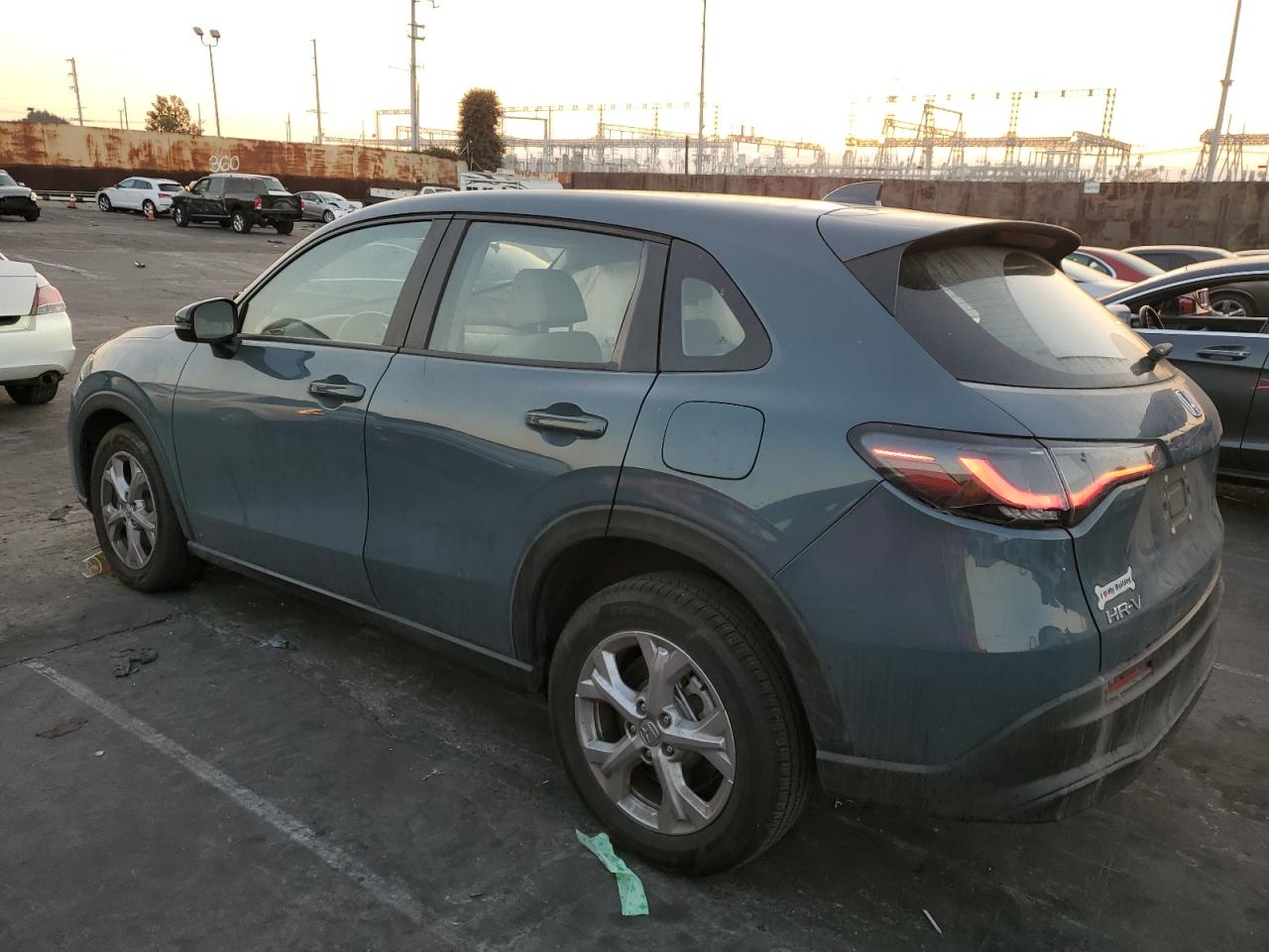 2024 HONDA HR-V LX VIN:3CZRZ2H37RM765556