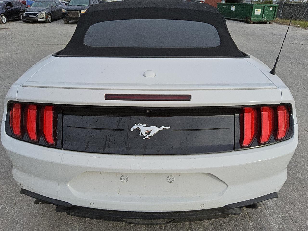 2022 FORD MUSTANG  VIN:1FATP8UH0N5129427