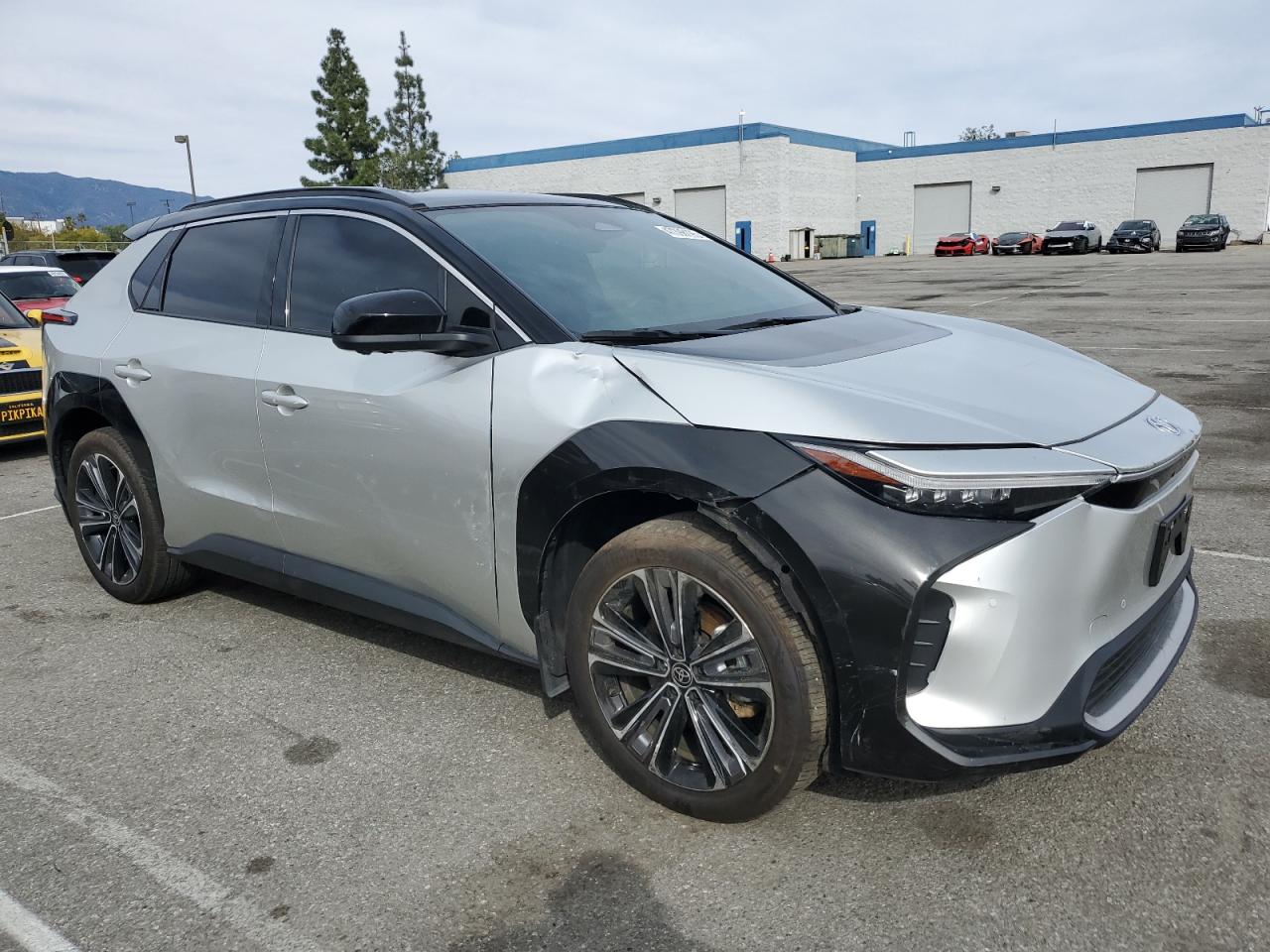 2023 TOYOTA BZ4X XLE VIN:JTMABACA7PA025037