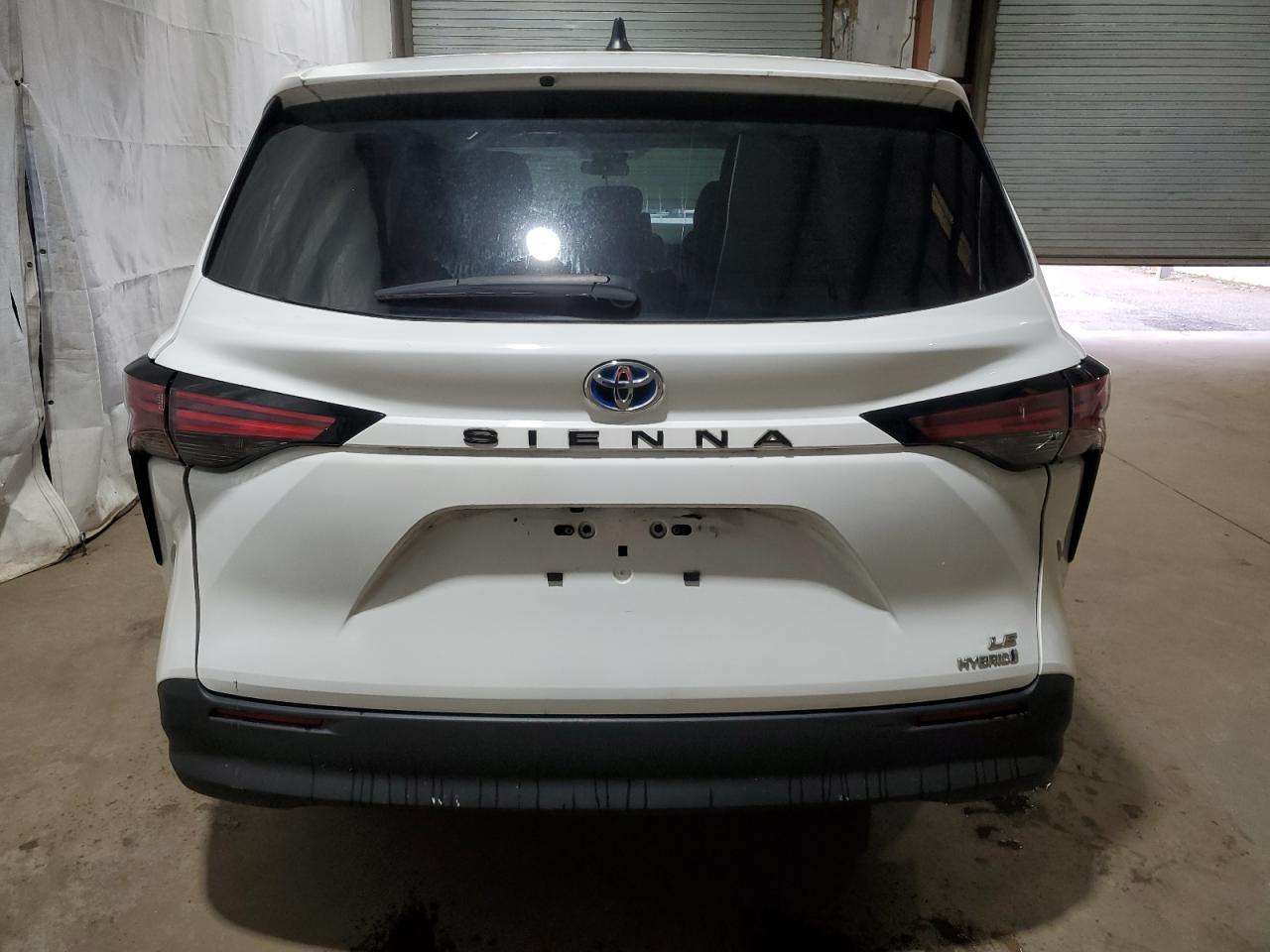 2022 TOYOTA SIENNA LE VIN:5TDKRKEC8NS121456