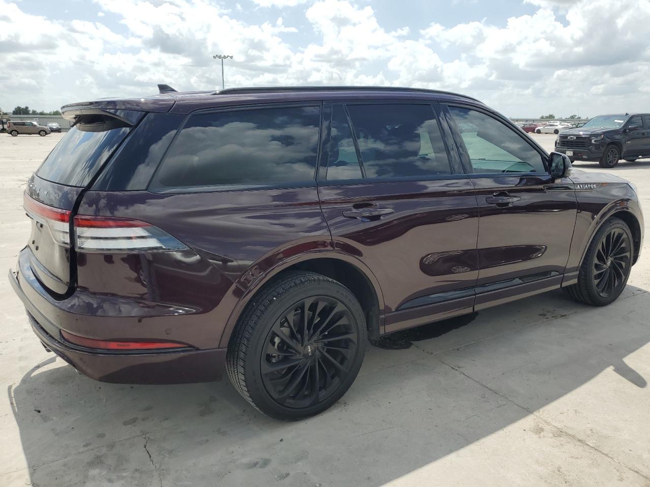 2023 LINCOLN AVIATOR RESERVE VIN:5LM5J7XC2PGL21706