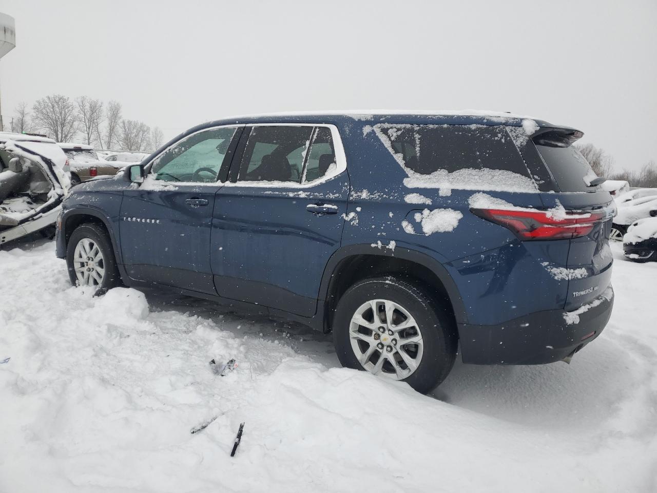 2022 CHEVROLET TRAVERSE LS VIN:1GNEVFKW5NJ104147