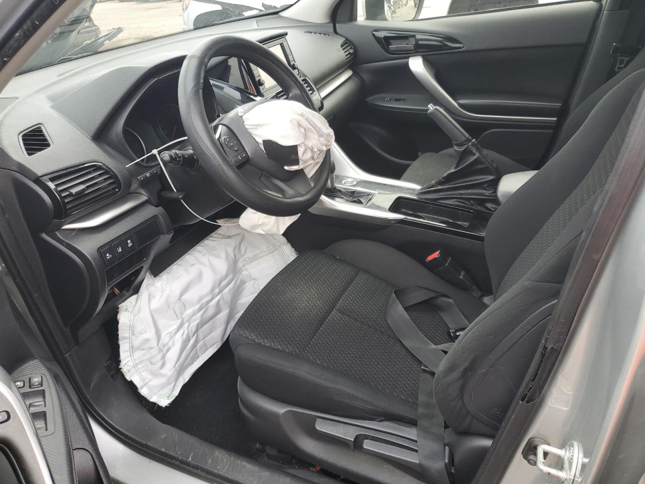 2022 MITSUBISHI ECLIPSE CROSS ES VIN:JA4ATUAA5NZ012703