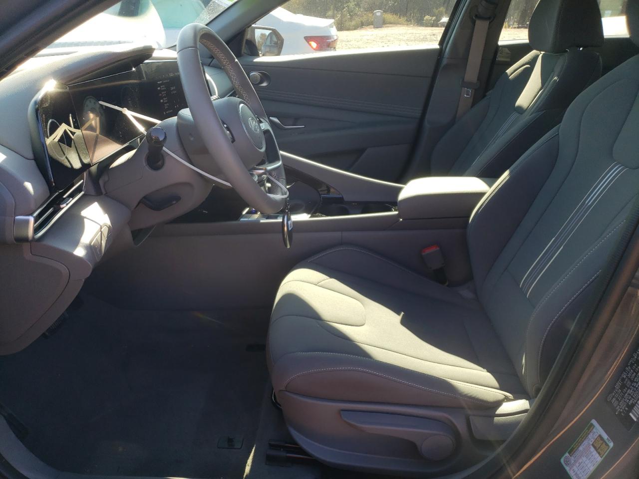 2024 HYUNDAI ELANTRA SEL VIN:KMHLS4DG1RU733620