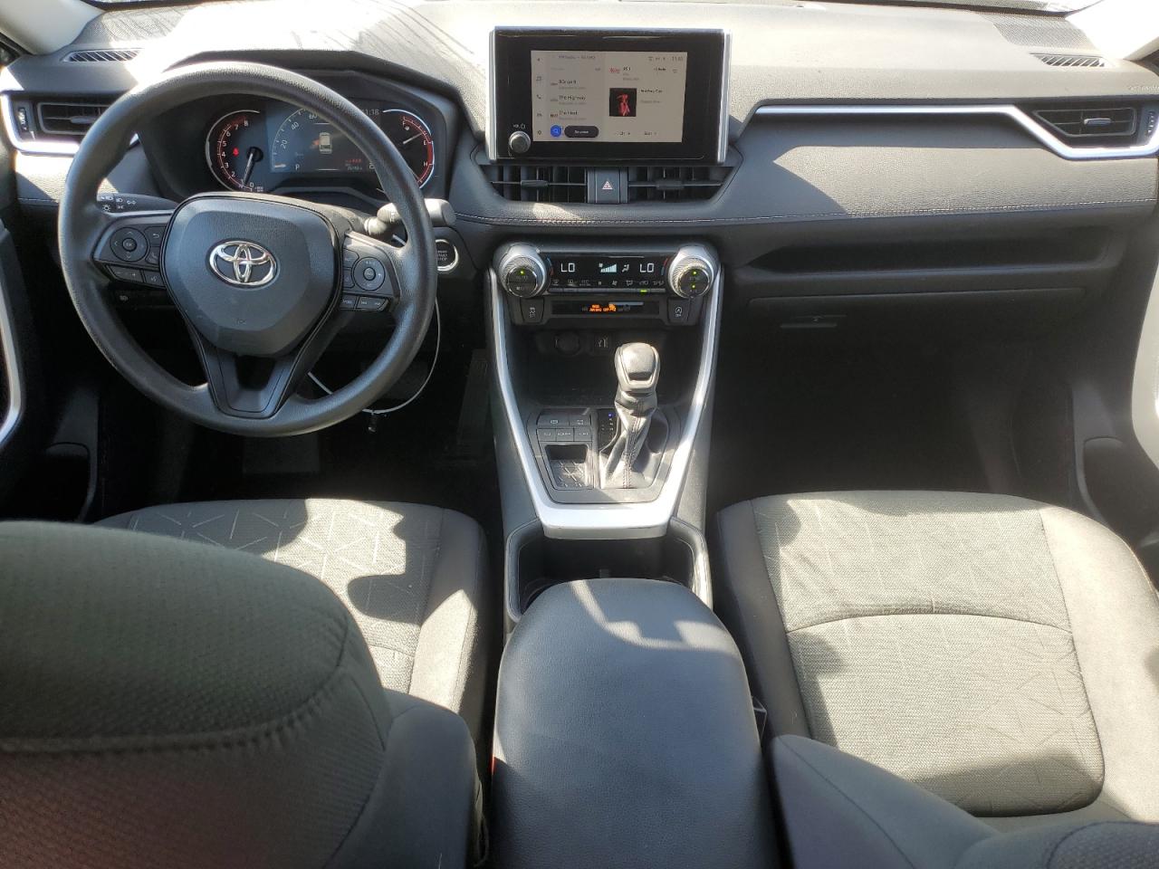 2023 TOYOTA RAV4 XLE VIN:2T3W1RFV4PW240656