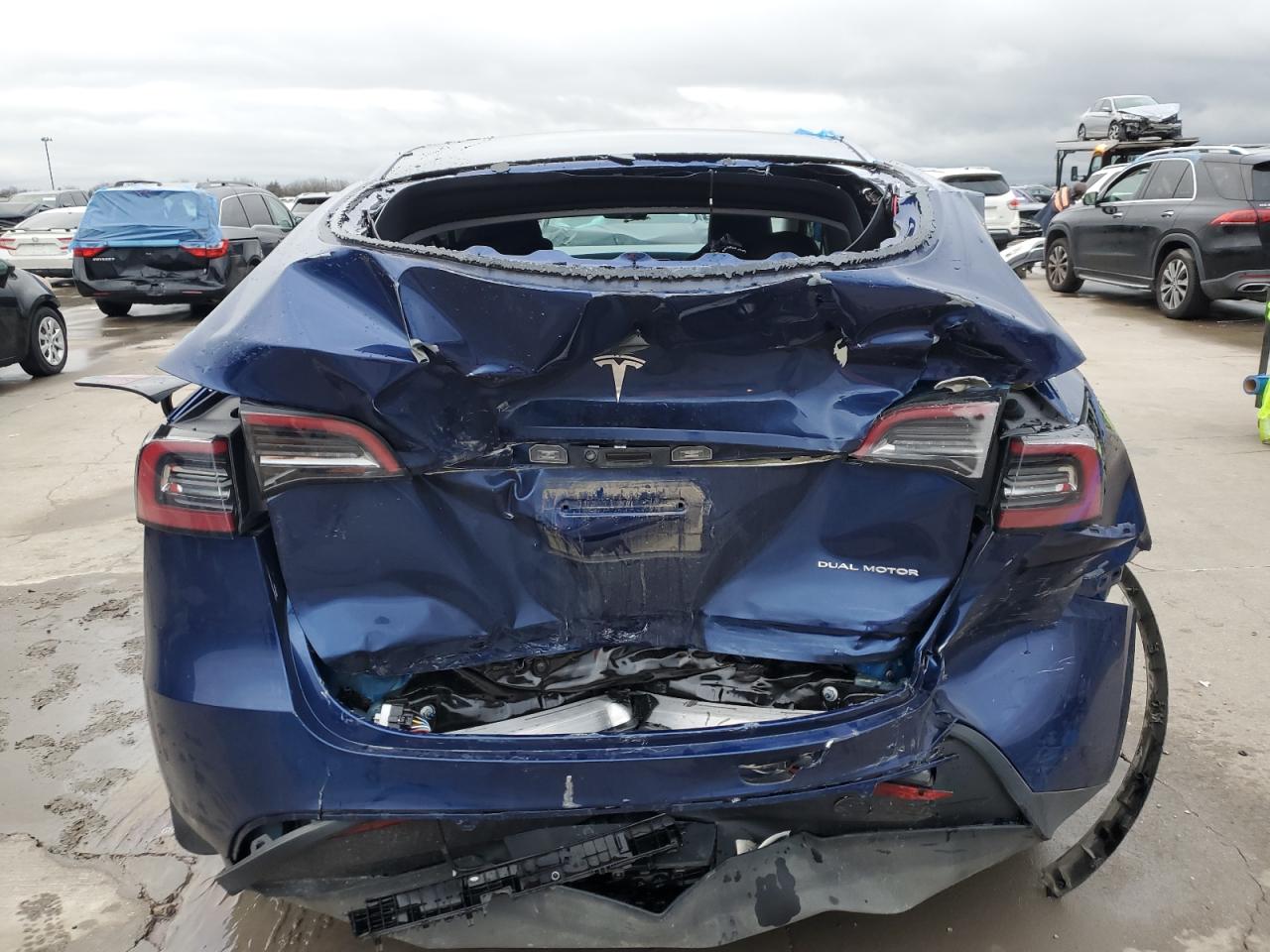 2023 TESLA MODEL Y  VIN:7SAYGDEE4PA050583