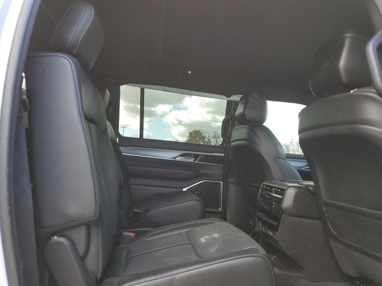 2023 JEEP WAGONEER SERIES II VIN:1C4SJVBP3PS563622