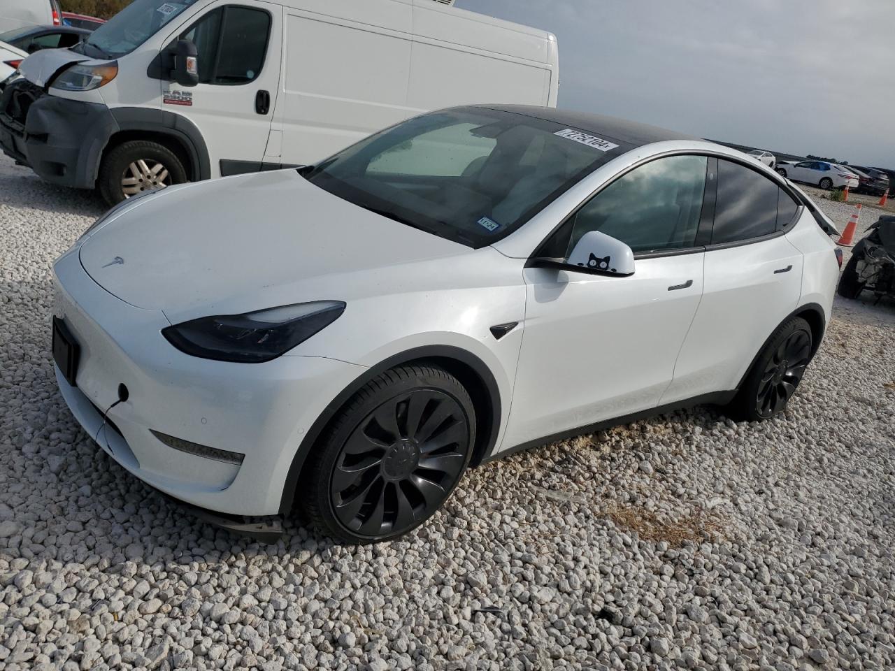 2022 TESLA MODEL Y  VIN:7SAYGDEF5NF543777