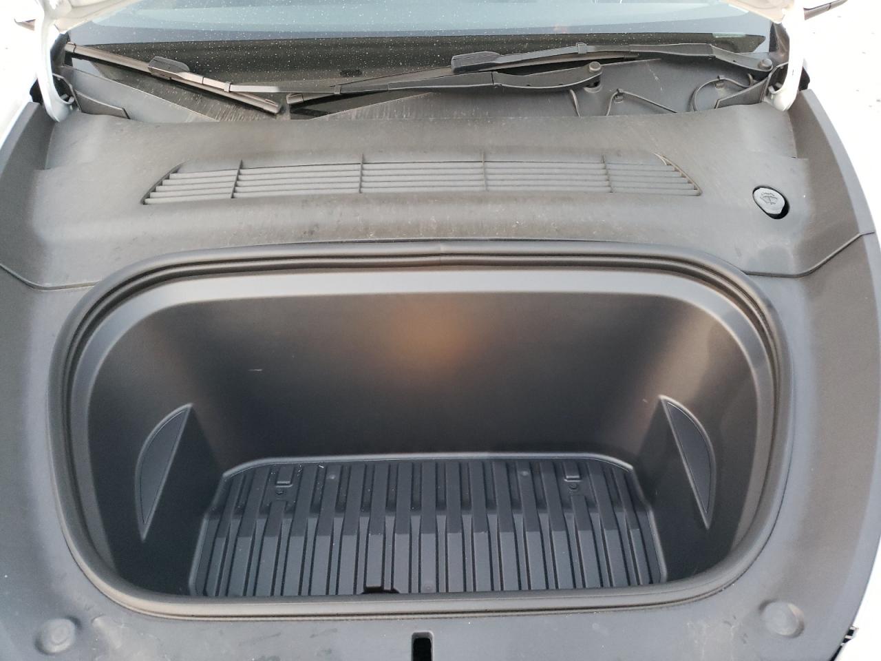 2023 TESLA MODEL Y  VIN:7SAYGDEF2PF754065