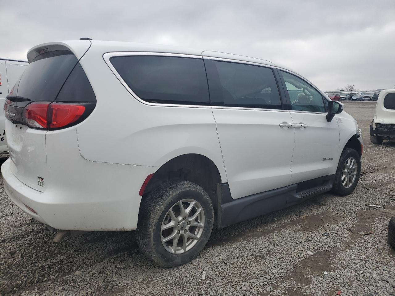 2023 CHRYSLER VOYAGER LX VIN:2C4RC1CG2PR561796
