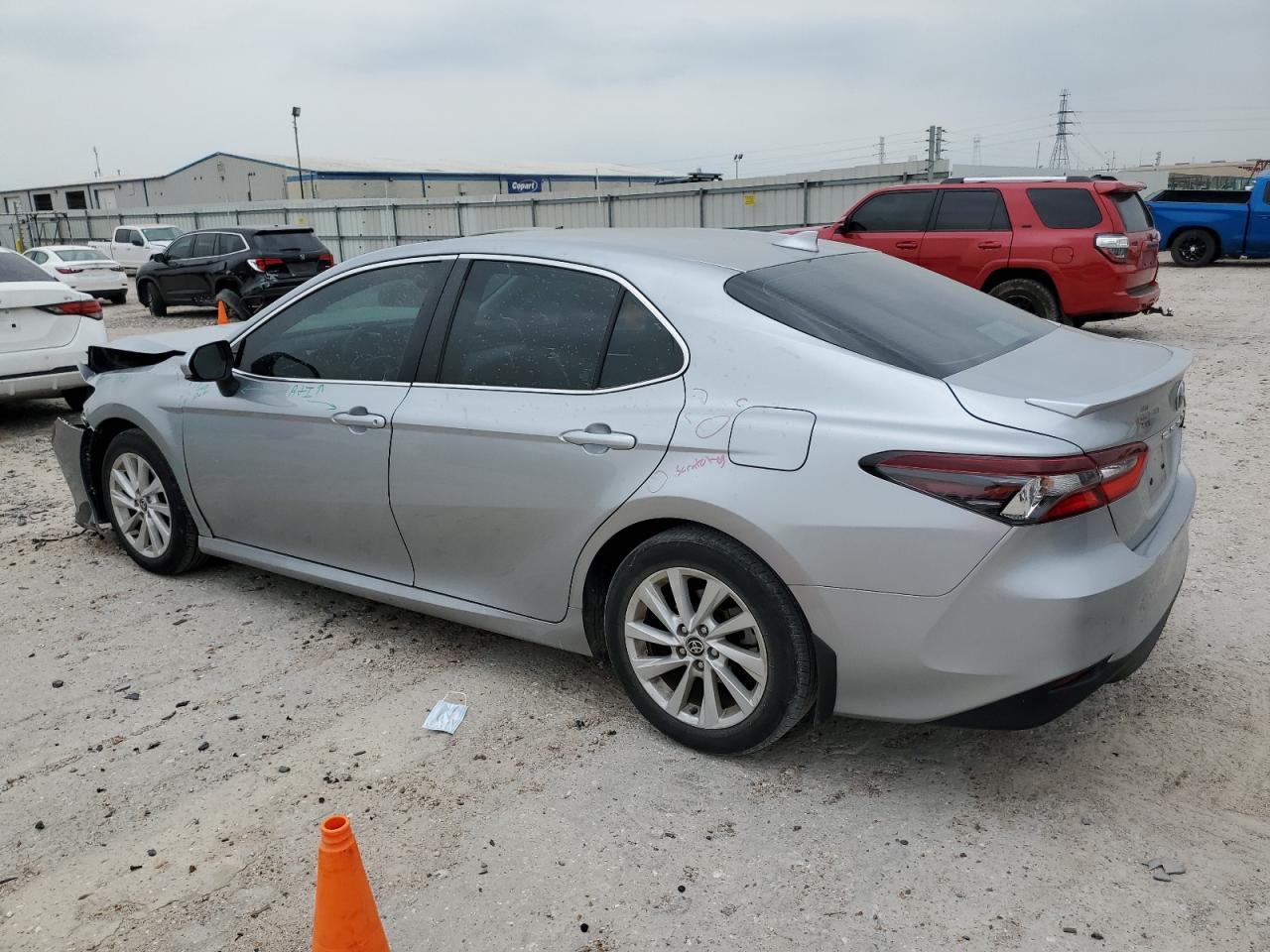 2022 TOYOTA CAMRY LE VIN:4T1C11AK4NU629160
