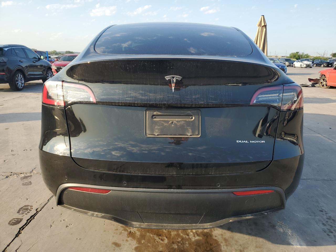 2022 TESLA MODEL Y  VIN:7SAYGDEE1NA006117