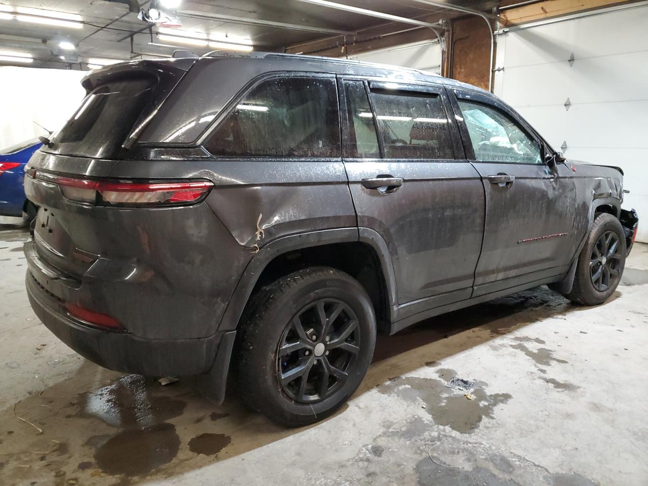 2022 JEEP GRAND CHEROKEE LIMITED VIN:1C4RJHBG4N8528159