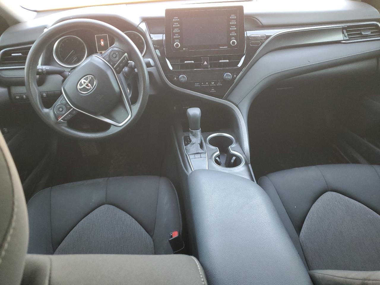 2022 TOYOTA CAMRY LE VIN:4T1C11AK1NU671737