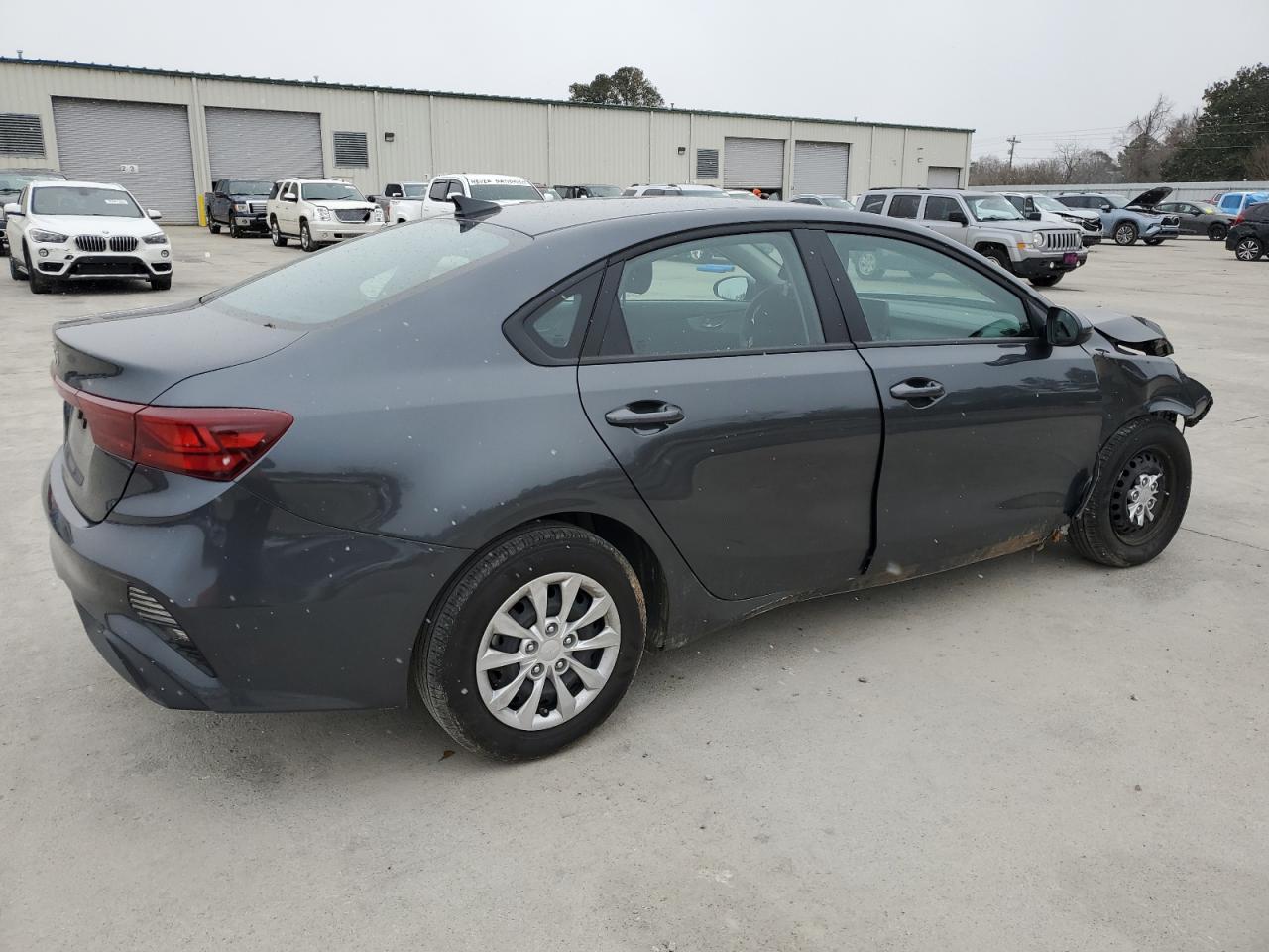 2024 KIA FORTE LX VIN:3KPF24AD5RE814985