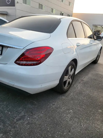 2018 Mercedes-Benz C 200 WDDWF4CB0JF709075 VIN:WDDWF4CB0JF709075