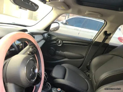 2018 MINI Cooper VIN: